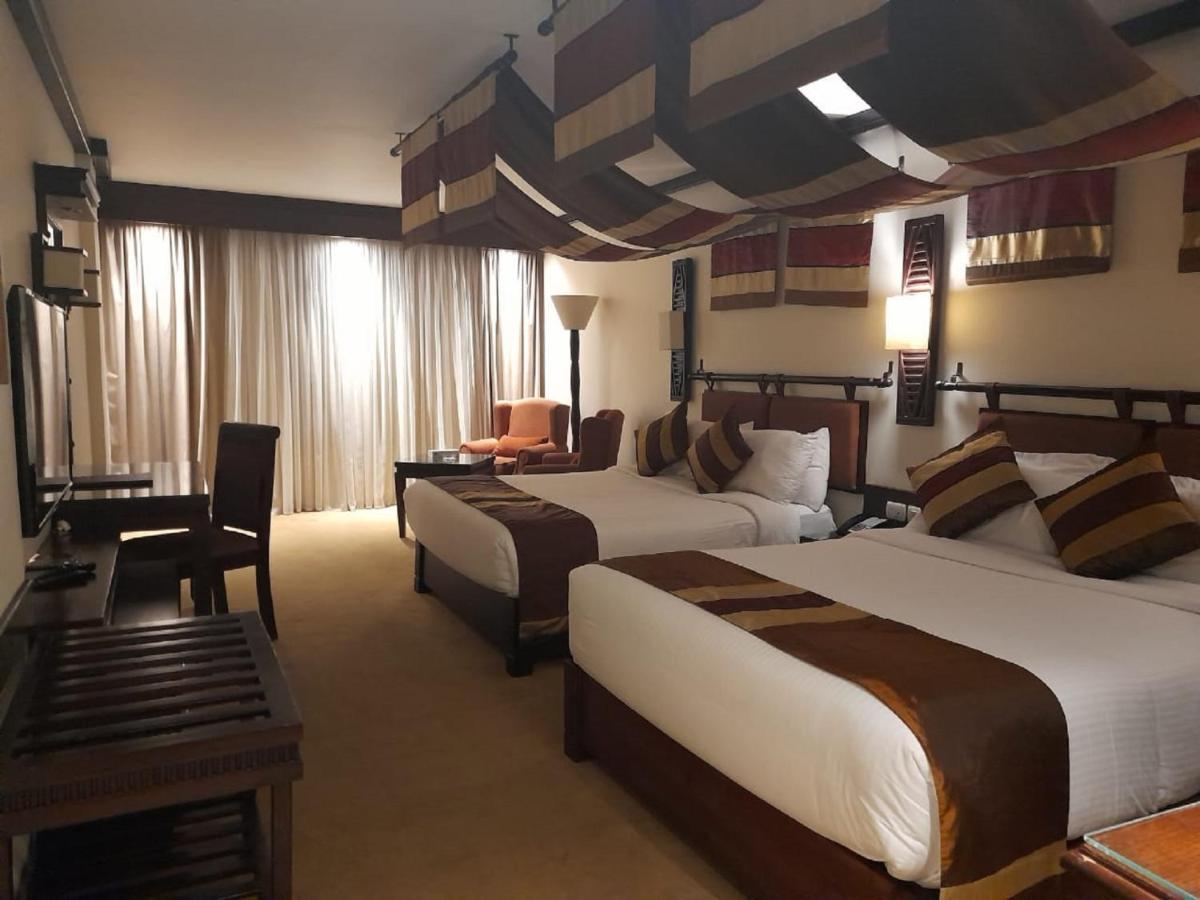 Africana Hotel & Spa Qaryat Shakush ภายนอก รูปภาพ