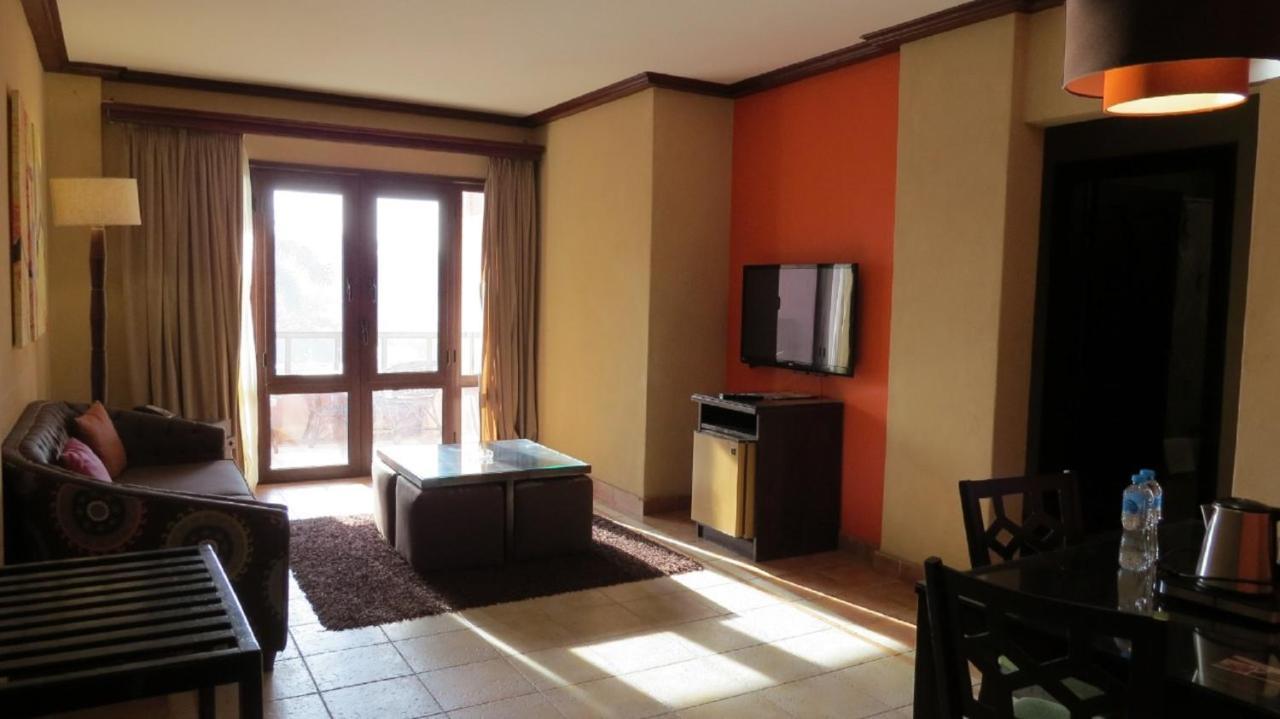 Africana Hotel & Spa Qaryat Shakush ภายนอก รูปภาพ