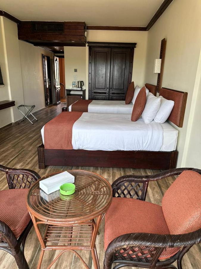 Africana Hotel & Spa Qaryat Shakush ภายนอก รูปภาพ