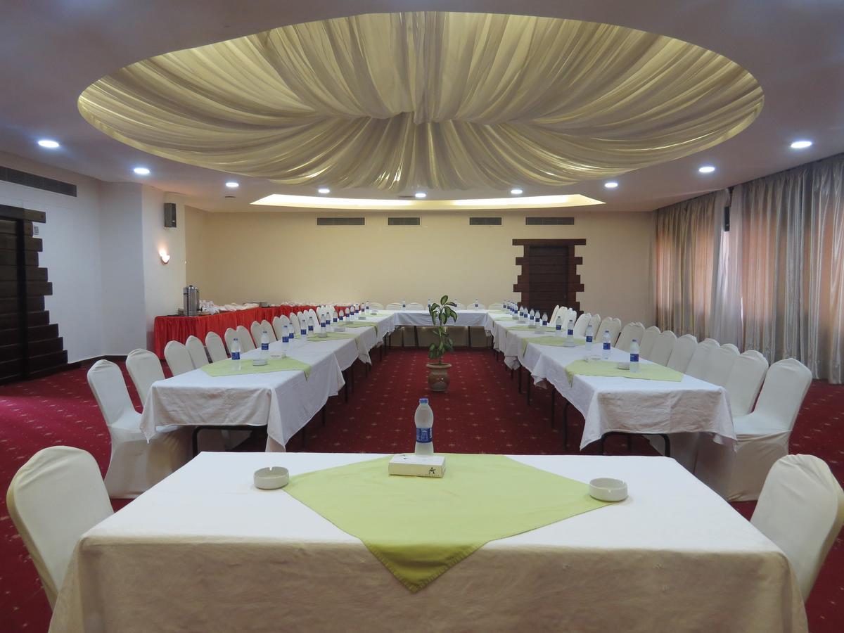 Africana Hotel & Spa Qaryat Shakush ภายนอก รูปภาพ